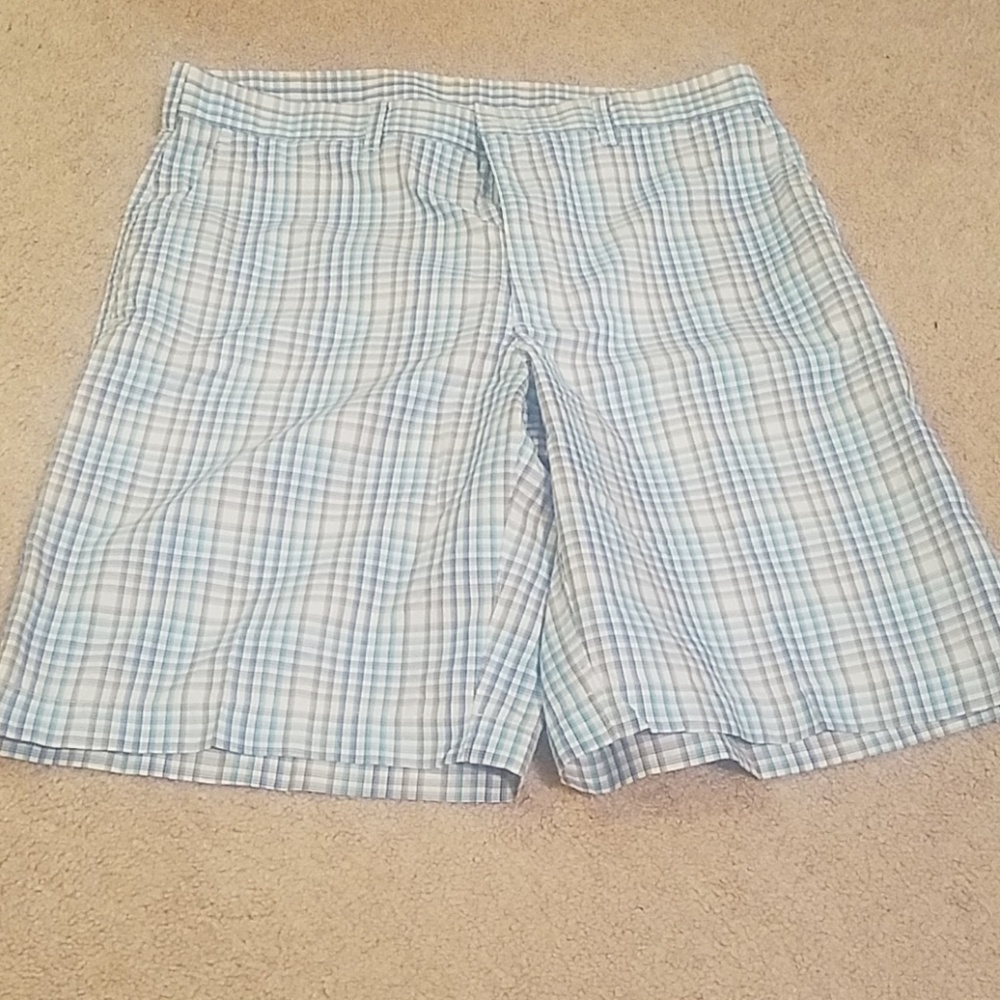 Golf shorts